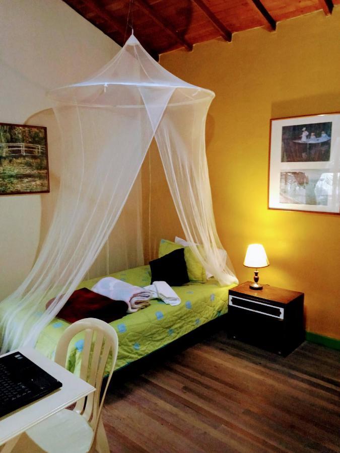 Casa Luna -Estrategica Ubicacion- Medellín Eksteriør bilde