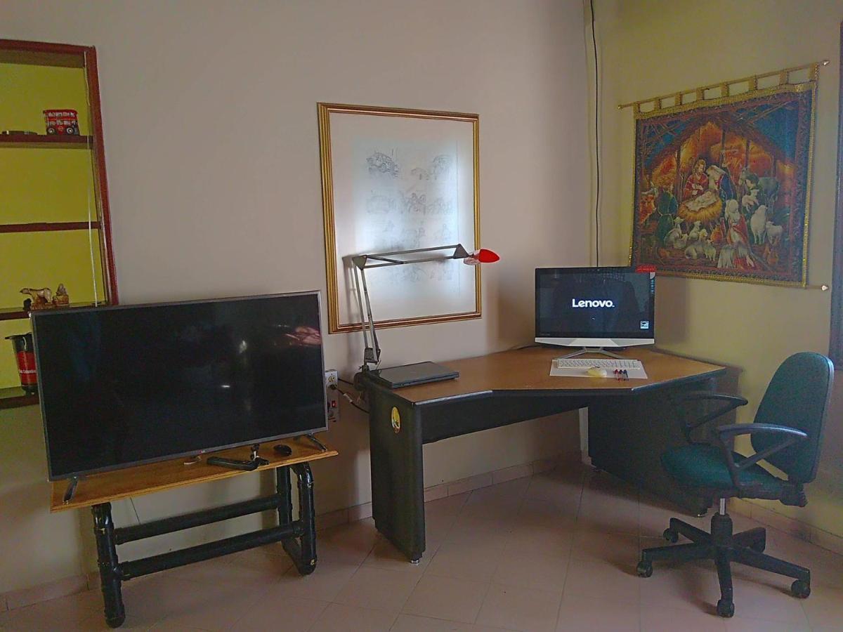 Casa Luna -Estrategica Ubicacion- Medellín Eksteriør bilde